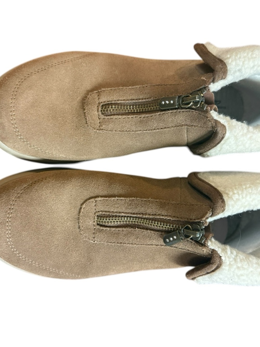 Cloudsteppers by Clark’s Women’s Taupe Zip-Front Winter Boots